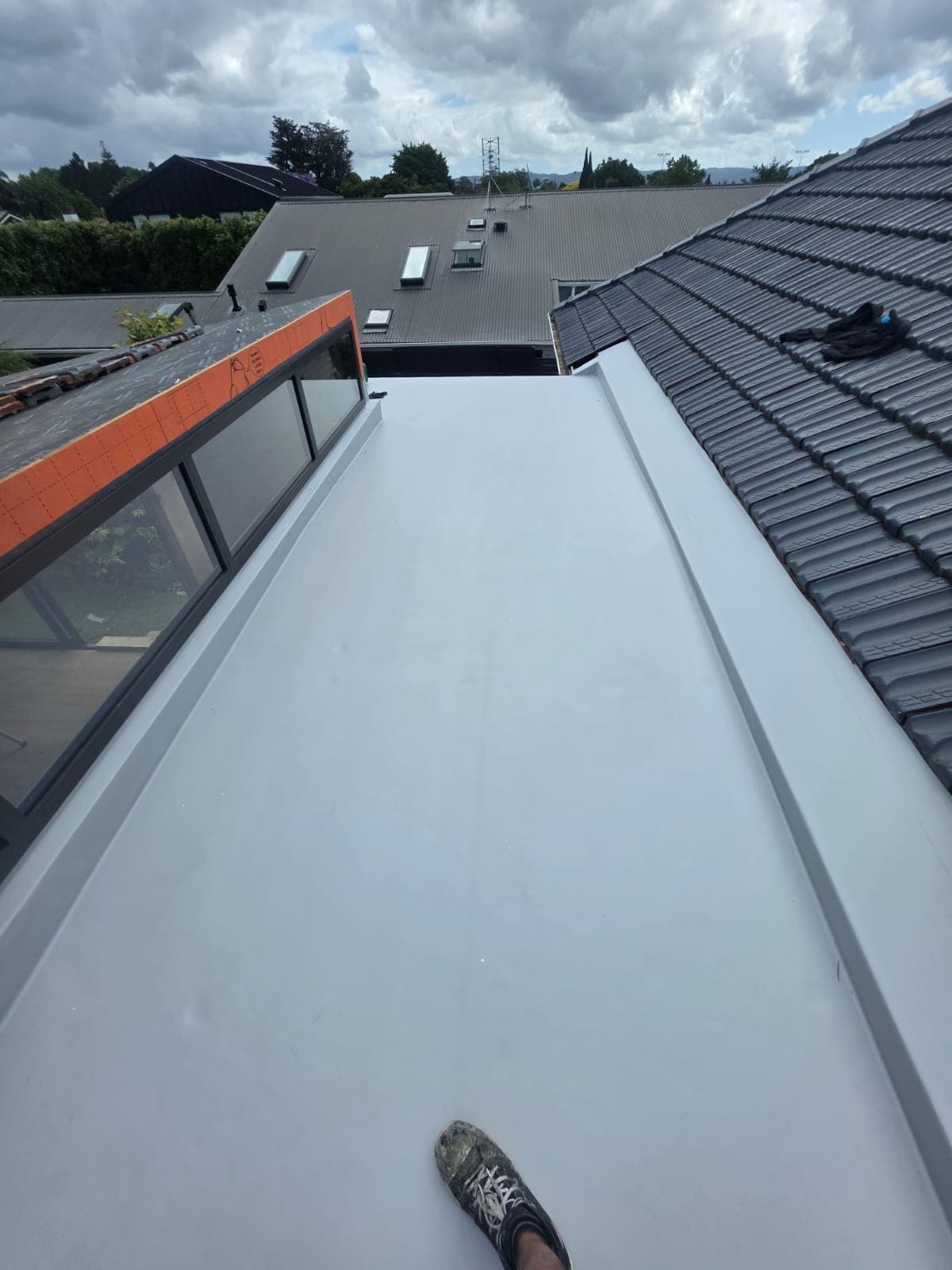 Flat membrane roof on an Auckland home